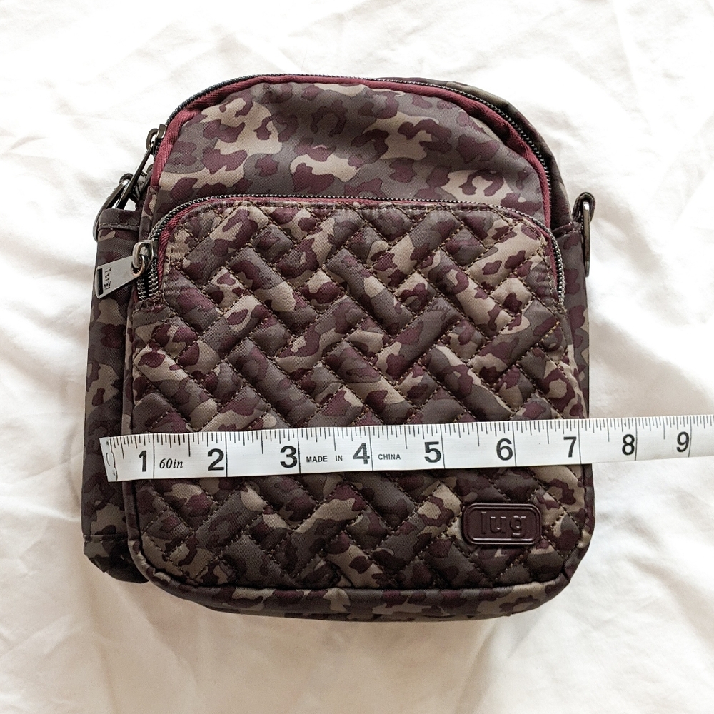 LUG Can Can Leopard Berry Traveler Bag - Picture 5 of 7